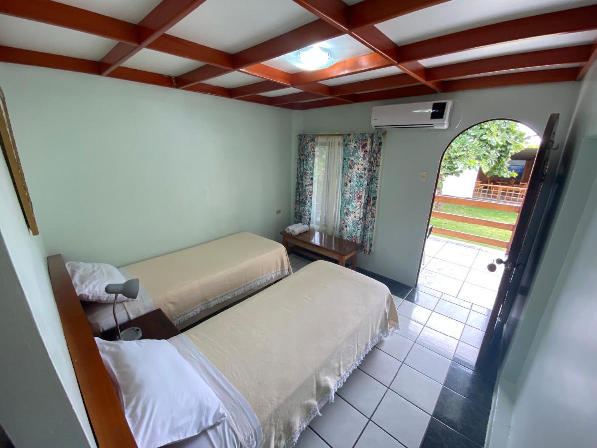 Bed&Breakfast La Peregrina Puerto Ayora  Exterior foto